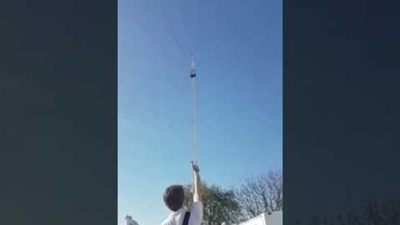 Elle frôle la mort dans un manège à la foire du Trône