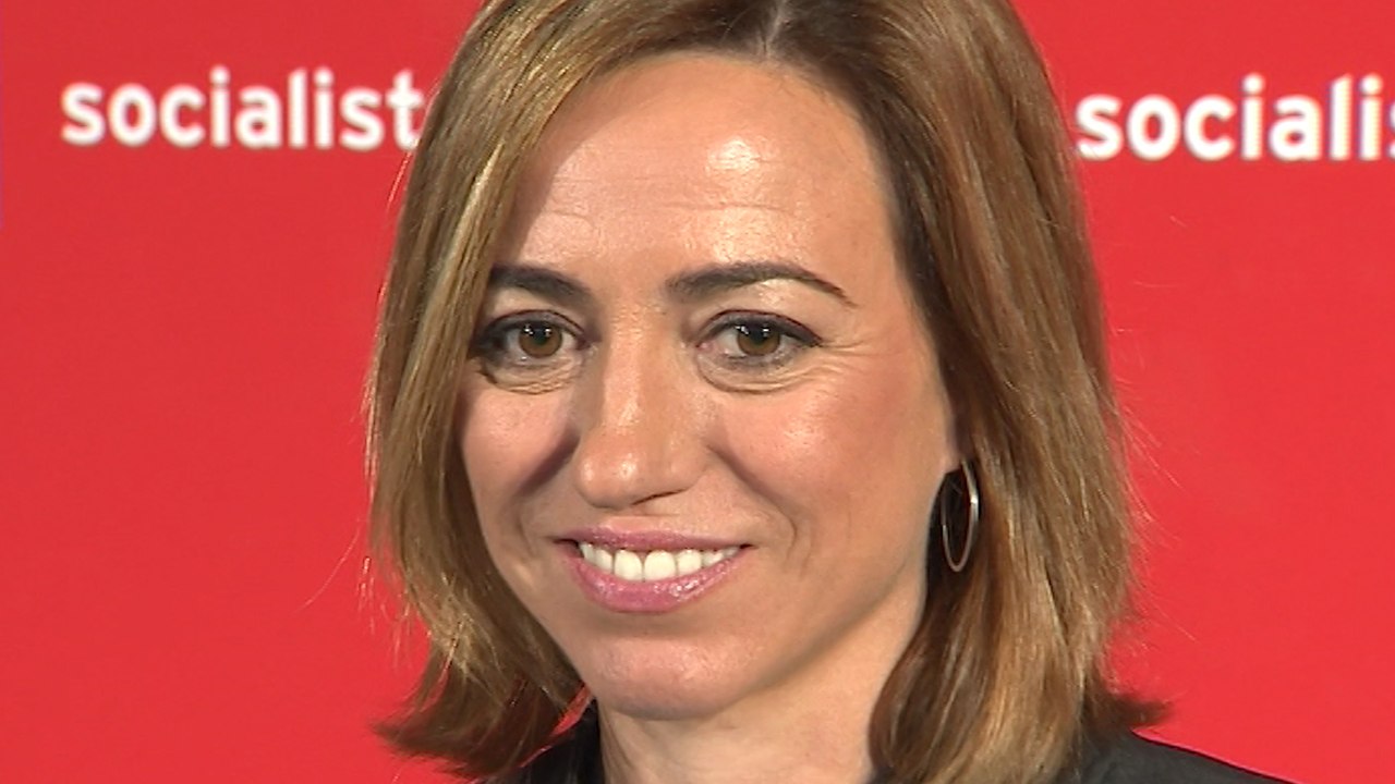 Emotiva despedida de políticos a Carme Chacón