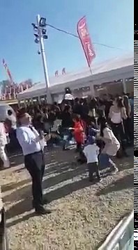 Elle frôle la mort dans un manège à la foire du Trône