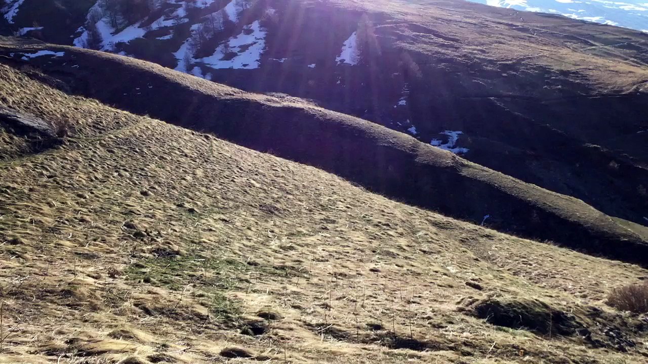 En montant derrière le Vieux Coin !