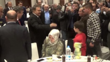 Batan Veysel Eroğlu, "Bizim Bildiklerimiz Bilseniz Hakikaten Yerinizde Duramazsınız"