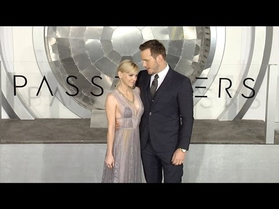 Chris Pratt and Anna Faris "Passengers" World Premiere Black Carpet