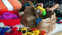 Thomas & Friends Mashems Surprise Egg Kinetic Sand - Thomas Wooden Railway Table - Tra