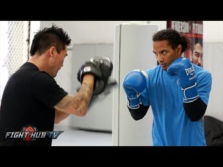 Henderson vs. Patricio Pitbull- Ben Henderson 's Complete Media workout video