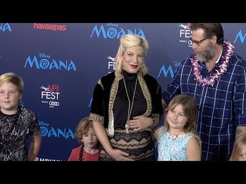 Tori Spelling Baby Bump AFI FEST Moana Premiere Blue Carpet