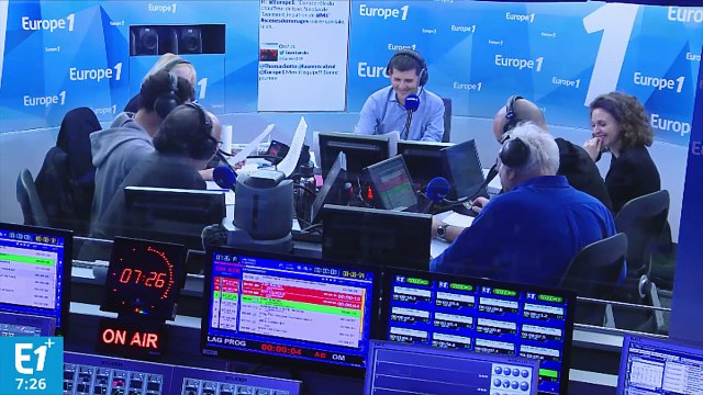 Joe Dassin dédie sa flamme à Vincent Dedienne