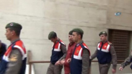 Uyuşturucunun Etkisiyle Arkadaşını 50 Yerinden Bıçaklayan Sanığa Müebbet