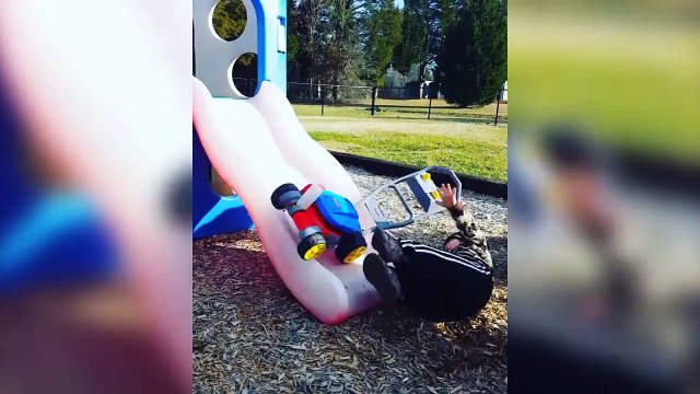 Tu ne résisteras pas à cette compilation de FAIL d'enfants