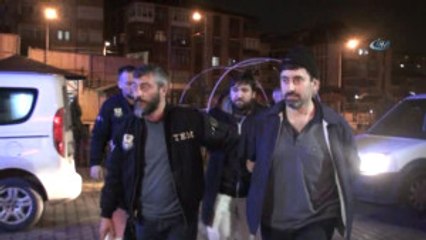 Fetö'den Aranan 3 'Abi' Saklandıkları Evde Yakalandı