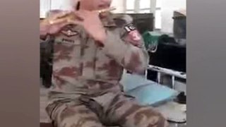 Pakistan Army Jawan Sings Taj Dar e Haram on flute