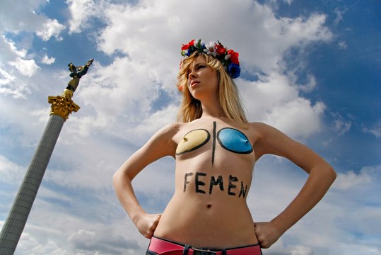 Le Mouvement FEMEN 2/2 - HD (2012)