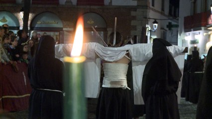 Jerez de los Caballeros revive la penitencia de los 'empalaos'