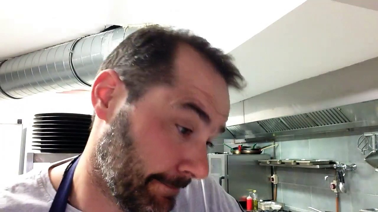 Un restaurateur pousse un coup de gueule contre les commentaires sur TripAdvisor: "Ils se prennent tous pour des grands