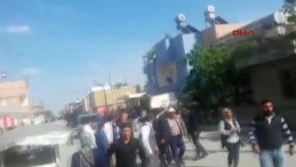 Mersin Tarsus'ta 'Evet' Çalışması Yapanlara Taşlı Saldırı