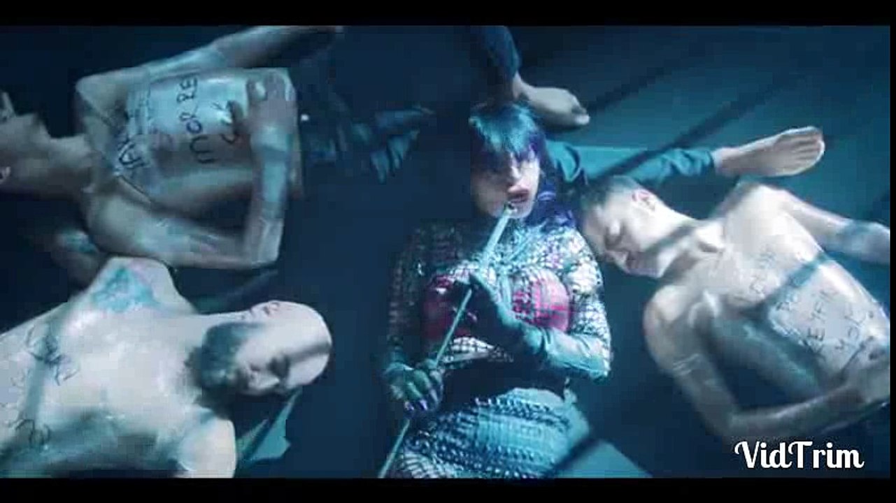 hande-yener--mor--official-video