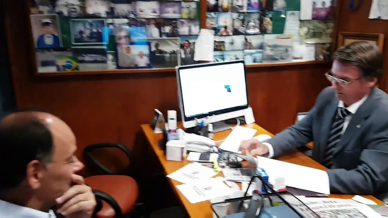 Amanhã nos jornais: Bolsonaro incentiva a violência à mulher por zoar a Maria do Rosário #CHUPA