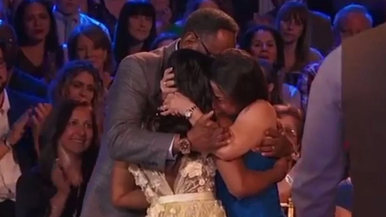 Simone Biles Dances Emotional Tribute on 'Dancing With The Stars'