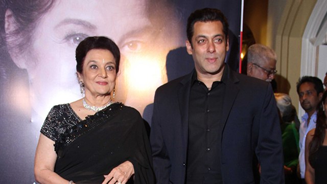 Salman Khan Lauched Veteran Actress Asha Parekh's Autobiography