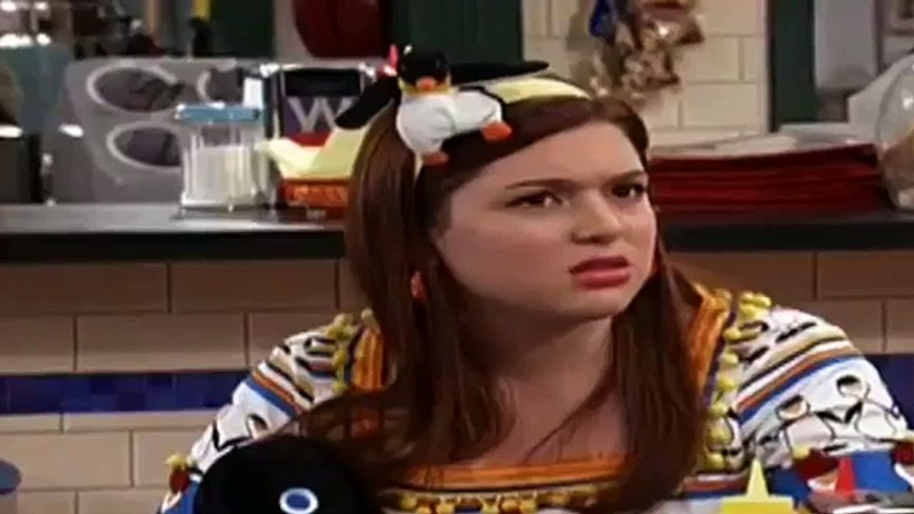 Wizards Of Waverly Place 2x29 Wizards & Vampires vs Zombies