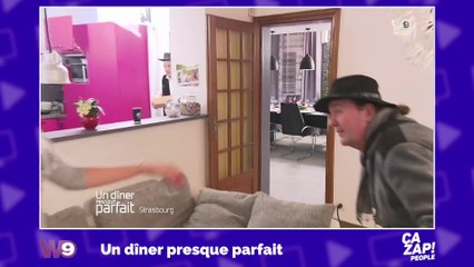 Baiser torride entre deux candidats