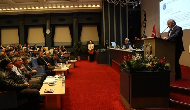 (11 NİSAN 2017)BAŞKAN ÇELİK, BÜYÜKŞEHİR BELEDİYESİ´NİN 2016 YILI FAALİYET RAPORU İLE İLGİLİ AÇIKLAMALARDA BULUNDU