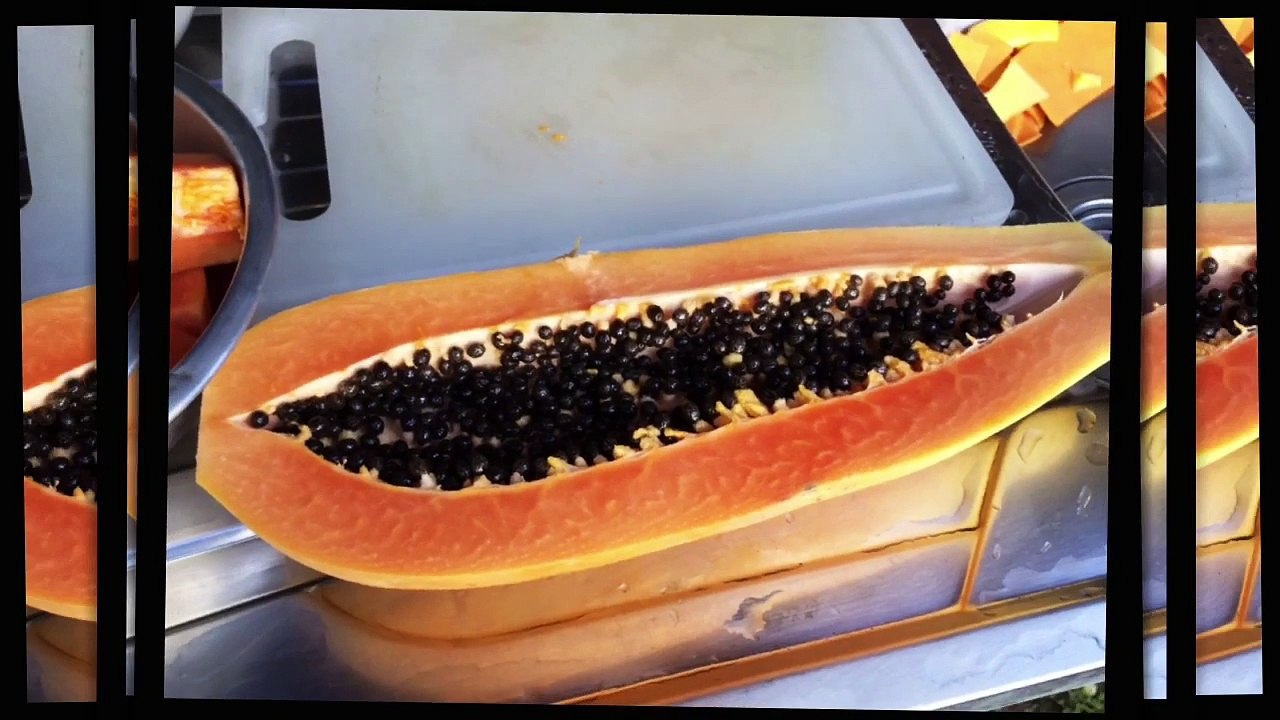 Studio13 Bangkok : The Gold PaPaYa มะละกอเหลืองบี่