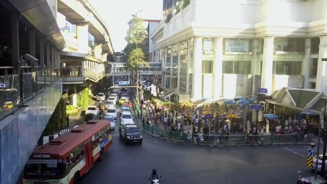 Studio13 Bangkok : Ratchaprasong & Erawan Shrine Bangkok 四面佛