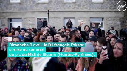 Un DJ en concert à près de 3 000 mètres d'altitude