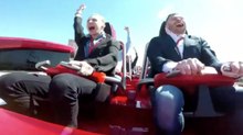 Homem é atingido por pombo em plena montanha russa da Ferrari... a mais rápida da Europa!