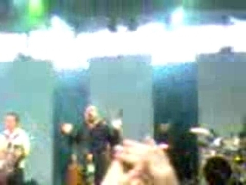 Poil aux yeux, DEBOUT SUR LE ZINC