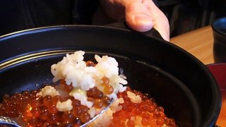 [ブラウントラウト]完熟マスコ丼20161211 Beautiful delicious Eggs of browntrout[外来魚][料理]