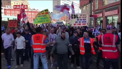 İşte bu fotoğraf karesi İngiltere'nin gündeminde