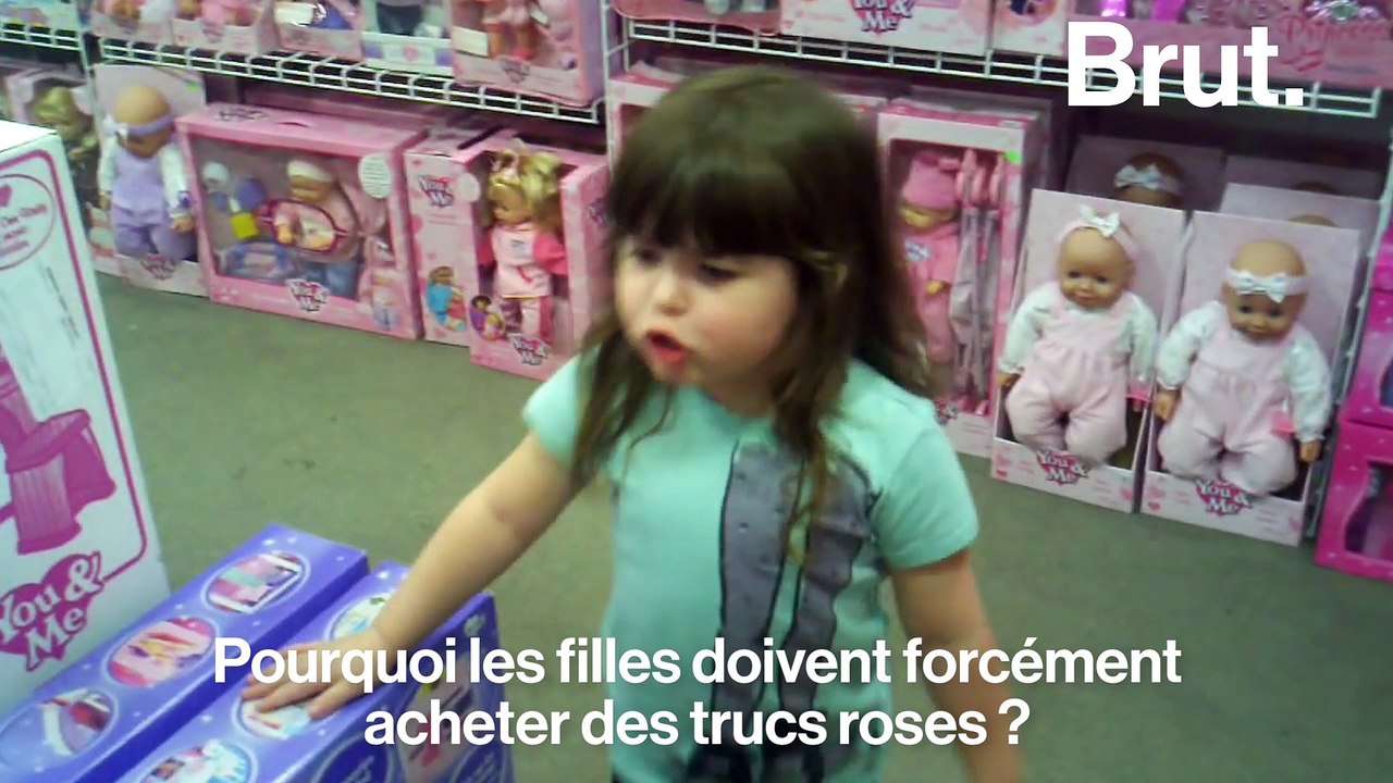 Pourquoi les filles doivent forcément acheter des trucs roses ?