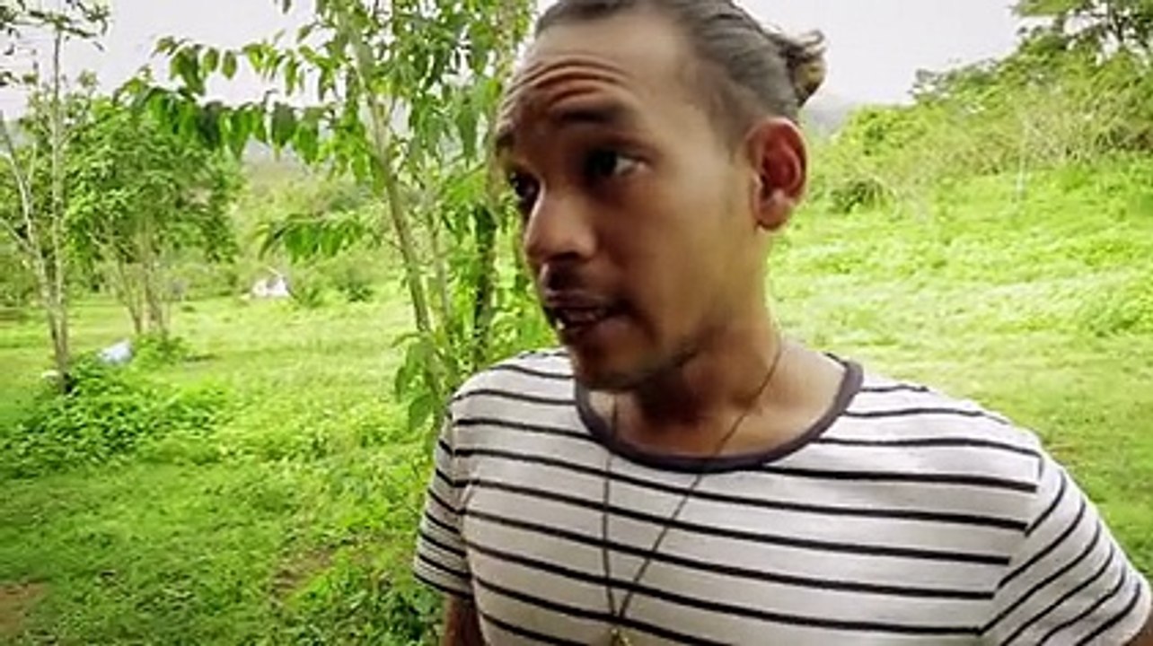Jungletown - S01E01