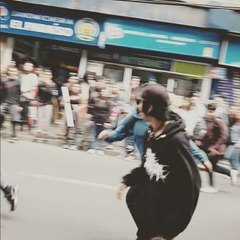 Students Race Through Streets at Latest Chilean Education Protest