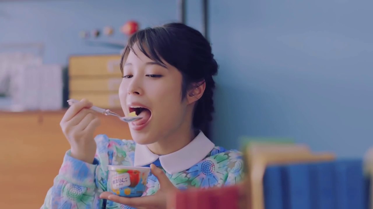 【広瀬アリス CM】グリコ 朝食りんごヨーグルト「午後もすっきりんご」篇　【30秒】
