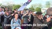 Marion Maréchal-Le Pen, accueillie par des fumigènes et des casseroles à Bayonne