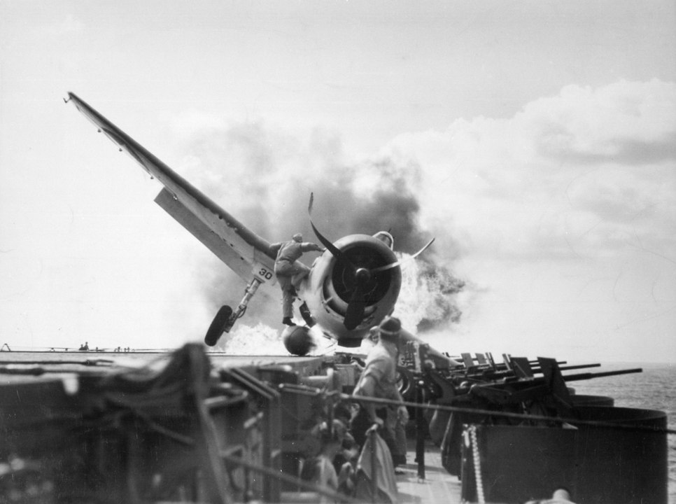 WWII.. RESPECT!! To the brave Men and Women!! (Hit The Deck: Aircraft Carrier Crashes)
