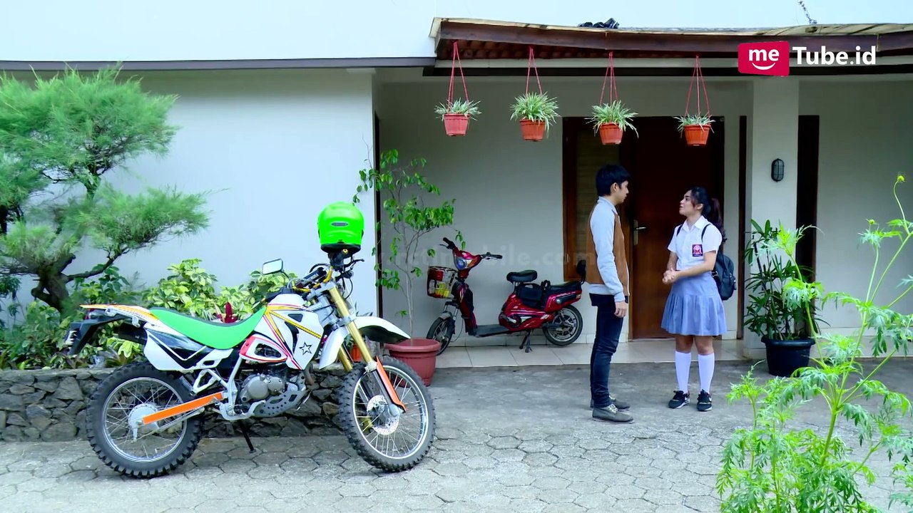 ROMAN PICISAN - Nangis Darah Deh Wulan Liat Roman Pelukin Karin [20 Mar 2017]