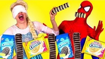 Frozen Elsa & Spiderman EATING OREO CHALLENGE w/ Joker Anna Food Fight Superher