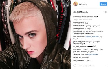 Katy Perry vuelve a sorprender con su nuevo look
