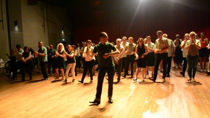 Soirée dansante organisée par Mille Voltes Samedi 8 avril 2017 (3)