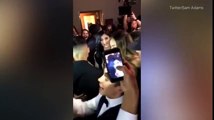 Kylie Jenner aceita ser par de estudante que levou nega de colega para o baile de finalistas