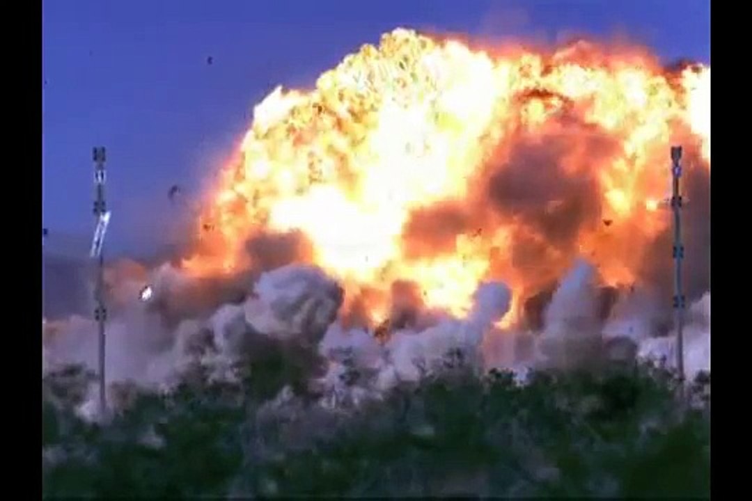 AGM 158 JASSM Cruise Missile Documentary - Attack Scenes on Bunkers