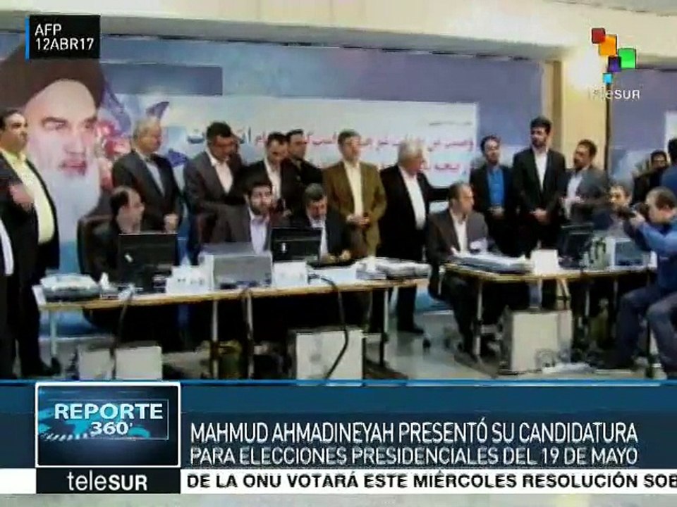 Mahmud Ahmadineyad presenta su candidatura a la presidencia de Irán