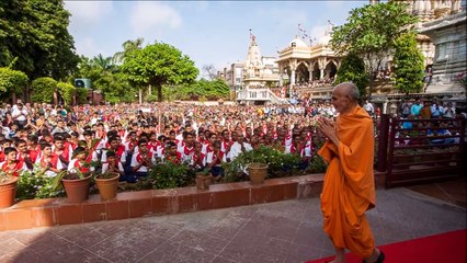 Avani Upare Re _ અવની ઉપરે રે _ Kirtan _ Pujya Mahant Swami Maharaj