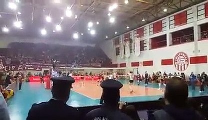 Νίκη και αποθέωση στον Ρέντη