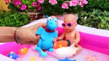 Twins Baby Doll splashing Giant Inflatable swimming pool with float toys Peppa Pig, Doc