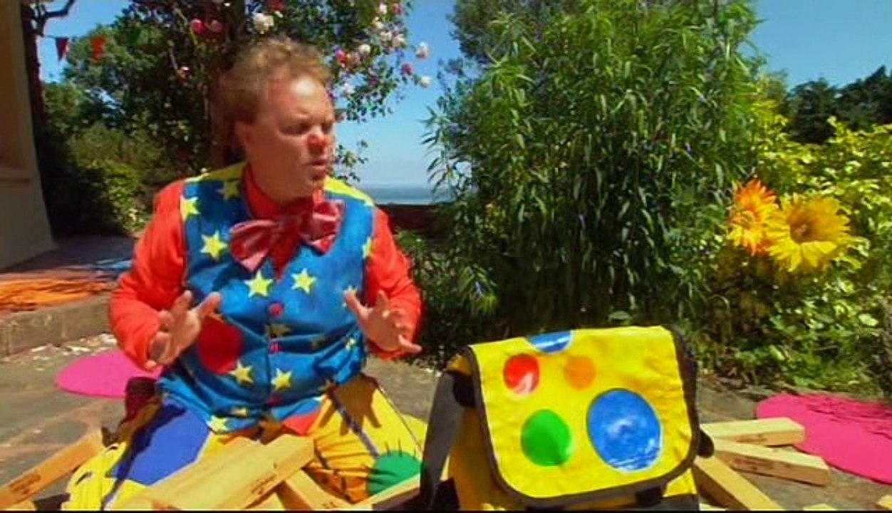 Something Special - Mr Tumble - S3E02 - Play