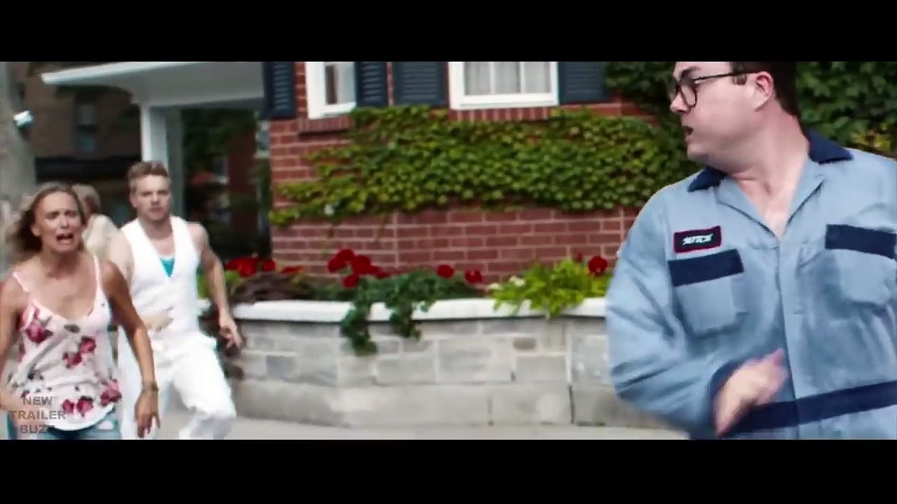 THE SPACE BETWEEN Trailer (2017)